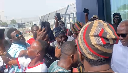 Mahama Arrives in Ashanti Region for Six Day Tour 2 Channel1 News Election 2024: Mahama arrives in Ashanti Region for six-day tour