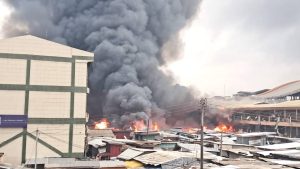 WhatsApp Image 2025 03 21 at 07.24.33 15bd64bc Channel1 News A/R: Fire sweeps through shops at Adum 